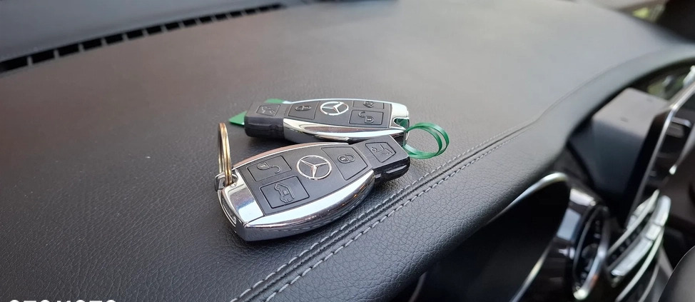 Mercedes-Benz Klasa V cena 279000 przebieg: 30531, rok produkcji 2022 z Kielce małe 667